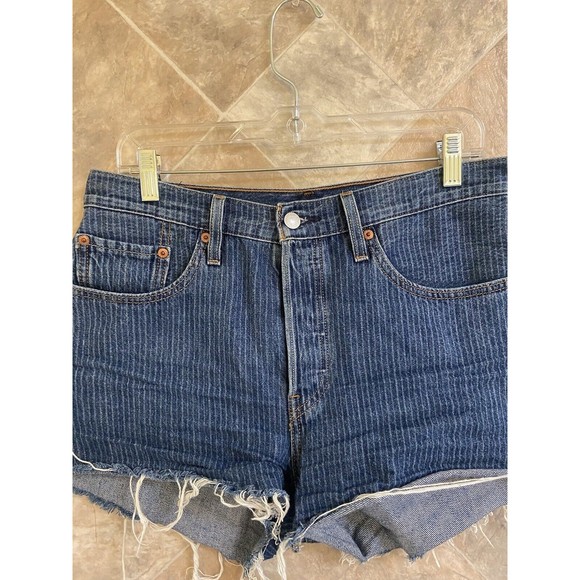 Levi's 501 Shorts Womens 28 Blue Denim Pinstripe High Rise Button Fly Frayed Hem - Picture 5 of 11